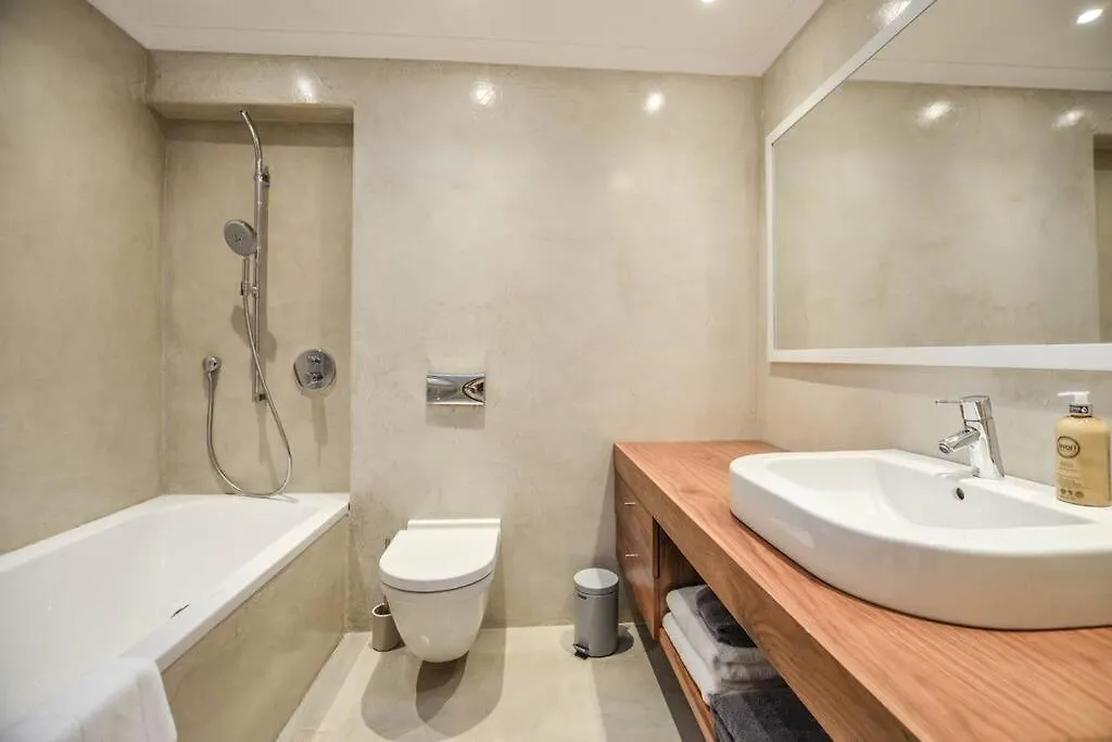 Large Villa, Walk To The Beach Cape Town